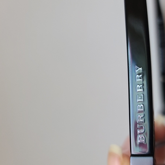 Burberry readers - Picture 2 of 4